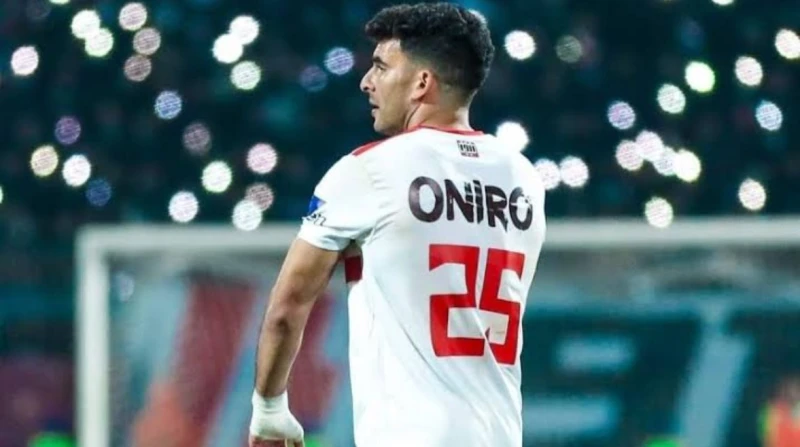 زيزو حافي القدمين الذي ملك قلوب جماهير الأبيض.. ولعنة القائم تطارده أيقونة الزمالك وفارس القلعة البيضاء الأول هكذا تتغنى الجماهير بأحمد سيد زيزو، في عيد ميلاده ال 29، حيث قدم مسيرة