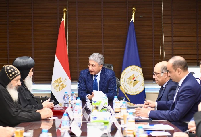 وزير السياحة: تشكيل لجنة لتطوير البنية التحتية لدير الأنبا بولا بالبحر الأحمر استقبل، اليوم شريف فتحي وزير السياحة والآثار، بمكتبه بمقر الوزارة بالعاصمة الإدارية الجديدة، الأنبا دا