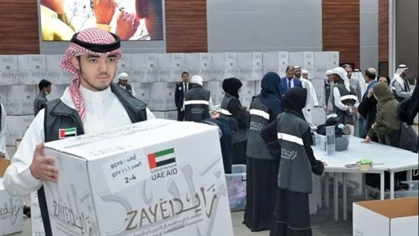 مؤسسة زايد الإنسانية تواصل تقديم المساعدات الإغاثية لأهالي غزة تواصل مؤسسة زايد للأعمال الخيرية والإنسانية، تقديم المساعدات الإغاثية إلى الفلسطينيين في قطاع غزة وذلك في إطار جهودها