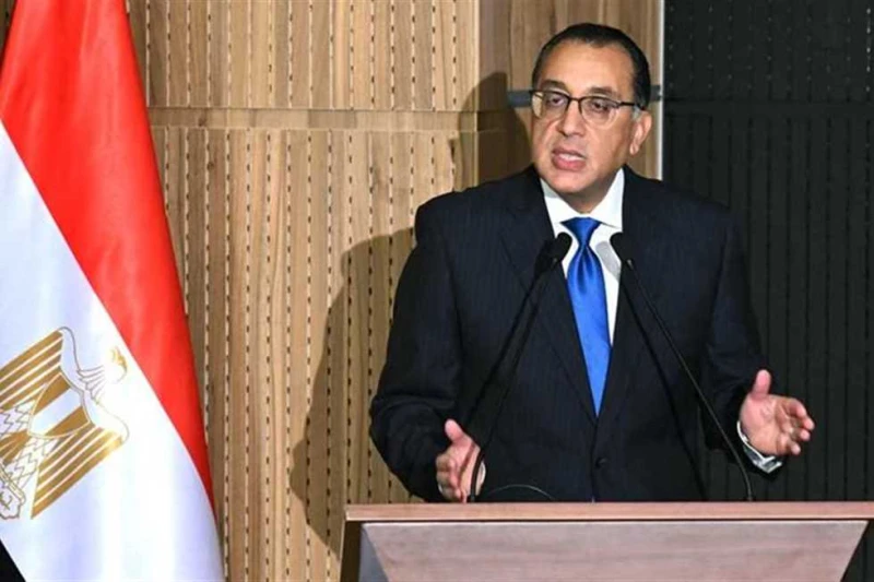 مدبولي: مشروع أرابيسك مجرى العيون يستهدف إيجاد بيئة محفزة للاستثمار أكد الدكتور مصطفى مدبولى، رئيس مجلس الوزراء، أن مشروع أرابيسك بمنطقة سور مجرى العيون، يمثل نموذجا لتحقيق رؤية ال