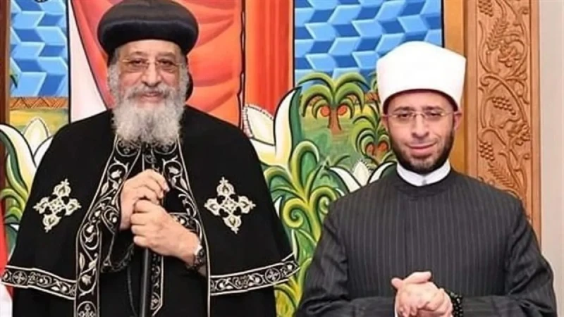 وزير الأوقاف يهنئ الأقباط بمناسبة عيد الميلاد المجيد والعام الجديد وزير الأوقاف يهنئ الأقباط بمناسبة عيد الميلاد المجيد. وهنأ الدكتور أسامة الأزهري