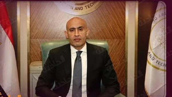 التعليم المصري: لا يوجد نظام تعليمي في الدنيا بدون أعمال سنة قال محمد عبد اللطيف وزير التربية والتعليم والتعليم الفني المصري، أن قرابة 2 مليون طالب وطالبة بالشهادة الإعدادية يؤدون 