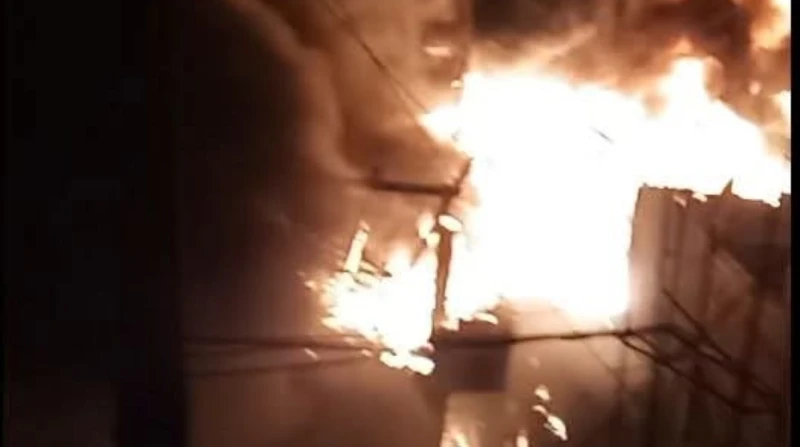 10 إصابات في حريق منشأة ناصر أصيب 10 أشخاص، اليوم الخميس، في حريق اندلع في 10 منازل بمنطقة دير القديس سمعان الخرز زرايب منشأة ناصر بالقاهرة، وتم