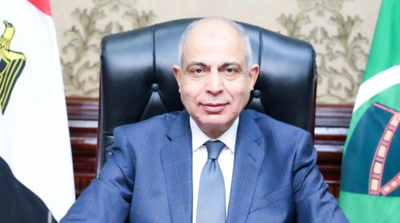 تحذير عاجل من المنيا.. إعلانات وهمية لبيع أراض في هذه المنطقة كشفت محافظة المنيا، حملة إعلانات مزيفة تروج لبيع أراض في الظهير الصحراوي، مؤكدة أن هذه الإعلانات لا أساس لها من الصحة