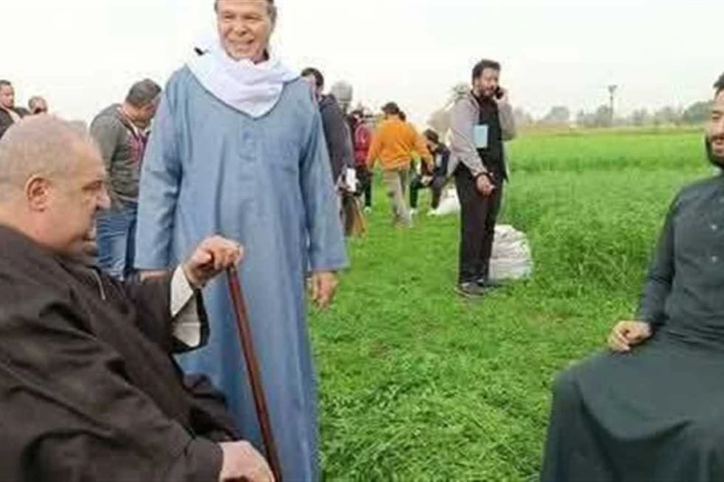 حقيقة اللقطات المتداولة للفنان حمادة هلال مع فريق مسلسل المداح.. رد عمدة إبطو بكفر الشيخ أكد أحمد عبدالحليم، عمدة قرية إبطو التابعة لمركز دسوق في كفر الشيخ اليوم السبت، أن اللقطات 