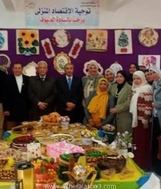 كتبت أمل عبد الرحيم افتتح الاستاذ ايمن موسي وكيل وزارة التربية والتعليم بالاسماعيليه ، اليوم الإثنين، معرض الاقتصاد المنزلى لمنتجات الفصل الدراسي