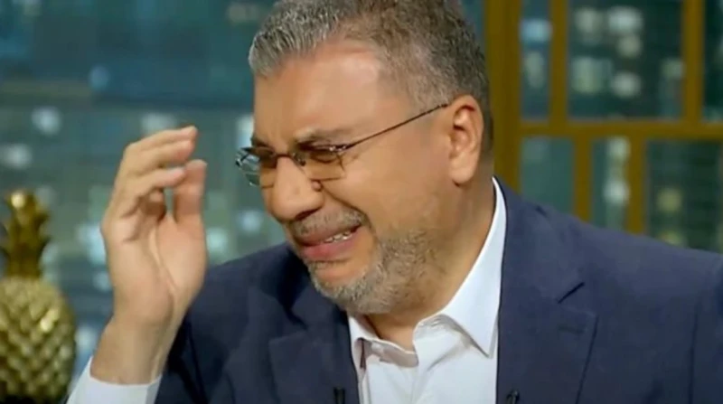 نقل حفيدة عمرو الليثي للمستشفى إثر إصابتها بأزمة صحية كشف الإعلامي عمرو الليثي عن تعرض حفيدته لأزمة صحية حرجة، وتطلب الأمر نقلها إلى المستشفى، إذ طلب