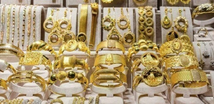 سعر الذهب في الإمارات اليوم الأحد 12 يناير 2025سعر الذهب الآن.. ارتفع سعر الذهب في الإمارات اليوم الأحد 12 يناير 2025 بمنتصف التعاملات، تزامنا مع