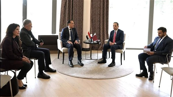 مدبولي يستقبل رئيس مجلس الوزراء القطري في ثانى أيام مشاركته نيابة عن الرئيس عبد الفتاح السيسي، رئيس الجمهورية، في فعاليات المنتدى الاقتصادى العالمي دافوس 2025 بسويسرا، استقبل اليوم