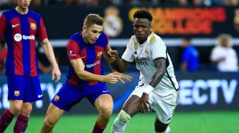 القنوات الناقلة لمباراة ريال مدريد وبرشلونة في كأس السوبر الإسباني يبحث عشاق كرة القدم العالمية عن القنوات الناقلة لمباراة ريال مدريد وبرشلونة في