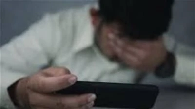 صور مفبركة.. القصة الكاملة لتهديد فتاة بورسعيد لشاب وإيقاعه في فخ الابتزاز تهديد فتاة بورسعيد لشاب وابتزازه بصور إلكترونية، خرجت عن الروتين المألوف في وقائع الإبتزاز الإلكتروني وال