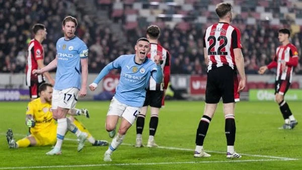 مانشستر سيتي يسقط في فخ التعادل أمام برينتفورد بالبريمرليج أوقف برينتفورد قطار ضيفه مانشستر سيتي بحرمانه من فوزه الثالث على التوالي في الدوري الإنجليزي بتعادل قاتل (2-2)، اليوم الث