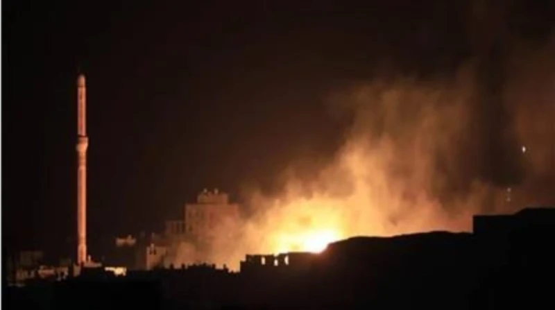 مصرع 7 أشخاص وإصابة 65 في انفجار وسط اليمن أسفر انفجار محطة لتعبئة الغاز في محافظة البيضاء وسط اليمن، صباح اليوم الأحد، عن مصرع وإصابة أكثر من 70 شخصا، وفقا لما أعلن مسؤول يمني.ونق