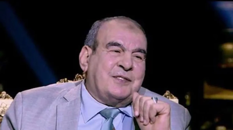 استمر 15 سنة.. فكري صادق يكشف تفاصيل خلافه مع عادل إمام كشف الفنان فكري صادق، قصة خلاف حدثت بينه وبين الزعيم عادل إمام التي استمرت من عام 1991 وحتى 2006 أي نحو 15 عاما.أشتغل مع أي