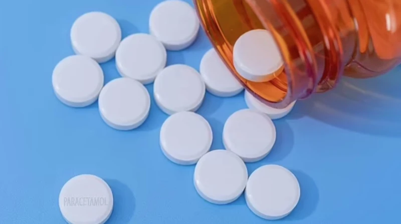 دراسة: مسكن باراسيتامول يقودك إلى التهور تشير الأبحاث إلى أن تناول حبة الباراسيتامول قد يفعل أكثر من مجرد تهدئة الألم، فقد يحول الشخص إلى مجازف متهور، وفقا ل صحيفة ديلي ميل البريطا