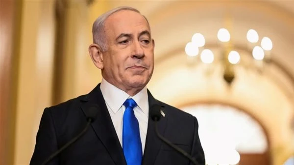 نتنياهو يبدي حزنه جراء مقتل 4 من جيش الاحتلال بغزة اليوم أعرب رئيس وزراء الاحتلال، بنيامين نتنياهو، اليوم السبت، عن حزنه جراء مقتل 4 من جنود جيش الاحتلال في شمال غزة.وأعلن جيش الاح