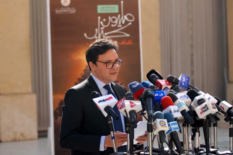 وزير الثقافة يطلق مبادرات إلكترونية ومهرجانات جديدة من فاعليات معرض الكتاب في دورته ال56 أعلن الدكتور أحمد فؤاد هنو، وزير الثقافة، اليوم الأحد، وقائع المؤتمر الصحفي، الذي نظمته اله