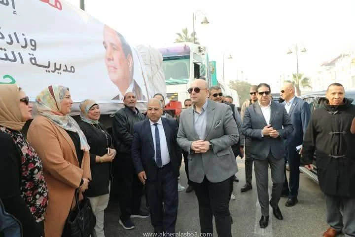 بني سويف تطلق قافلة إغاثية لدعم غزة.. متابعة الحسيني بيومى ضمن حملة إغاثة غزة التي ترعاها القيادة السياسية لدعم الأشقاء الفلسطينيين شهد الدكتور محمد هاني غنيم، محافظ بني سويف، انطل