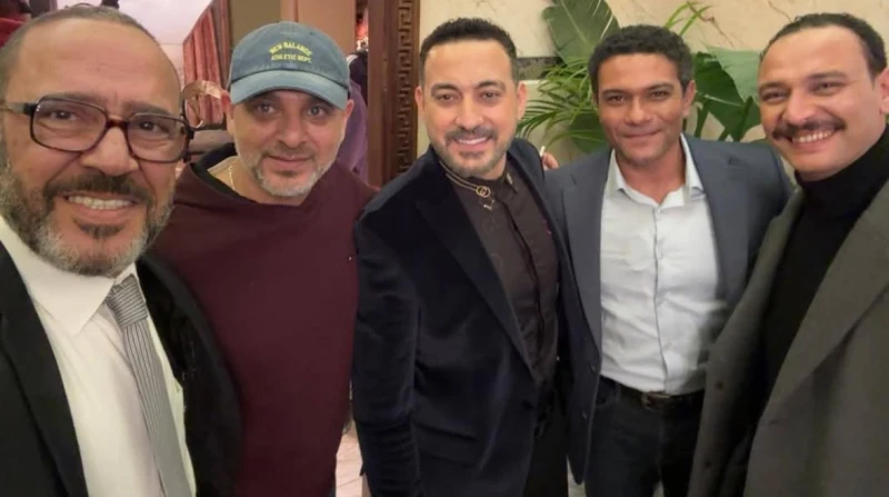 مفاجأة مسلسلات رمضان .. أشرف عبدالباقي يتعاون مع آسر ياسين كشف الفنان أشرف عبدالباقي، تعاونه مع الفنانين مي عز الدين وآسر ياسين في عمل فني جديد، من