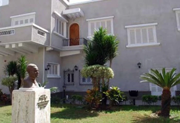 من بينهم متحف أم كلثوم، الجيزة تعلن عن فتح هذه الأماكن غدا أعلنت محافظة الجيزة، على الصفحة الرسمية لها على موقع التواصل الاجتماعي فيسبوك، عن فتح المتاحف مجانا غدا، مؤكدة خصومات على