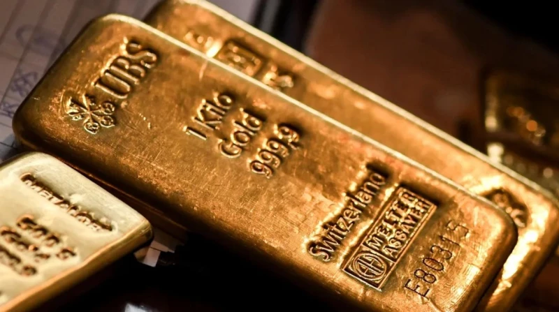 الكل ينتظر.. ترامب يرفع الضغط في سوق الذهب ارتفعت أسعار الذهب في البورصات العالمية، صباح اليوم الجمعة، وهي في طريقها لتسجيل أقوى أداء أسبوعي منذ منتصف نوفمبر 2024، وسط ترقب المستثم