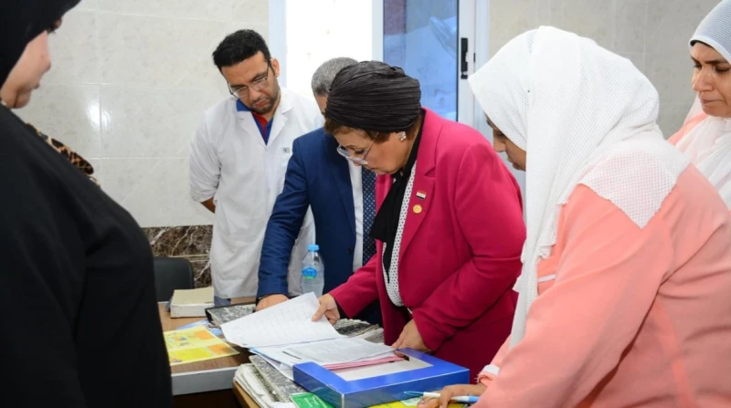 100 مليون صحة تتيح للمغتربين إجراء فحوصات الزواج في مصر في إطار المبادرة الرئاسية 100 مليون صحة، أعلنت وزارة الصحة والسكان عن استمرار تقديم خدمات