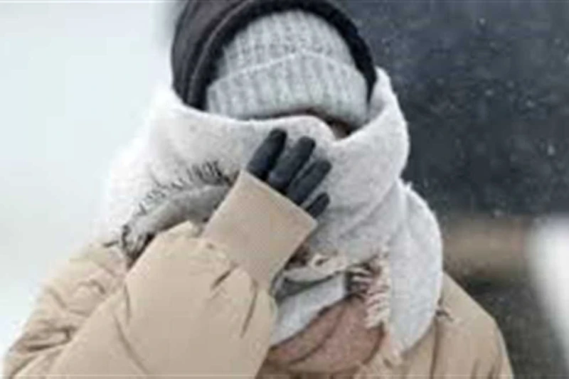 غيوم وأمطار ودرجات حرارة تصل ل6 مئوية.. الأرصاد تحذر من حالة الطقس الأحد 12 يناير 2025 أعلنت الهيئة العامة للأرصاد الجوية توقعات حالة الطقس غدا الأحد الموافق 12 يناير 2025، حيث أشا