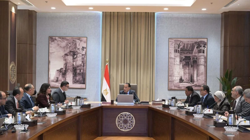 الحكومة تسعى لتنمية الساحل الشمالي الغربي لهذه الأسباب استعرض رئيس مجلس الوزراء الدكتور مصطفى مدبولي، اليوم الأحد، موقف الأراضي وأعمال التنمية