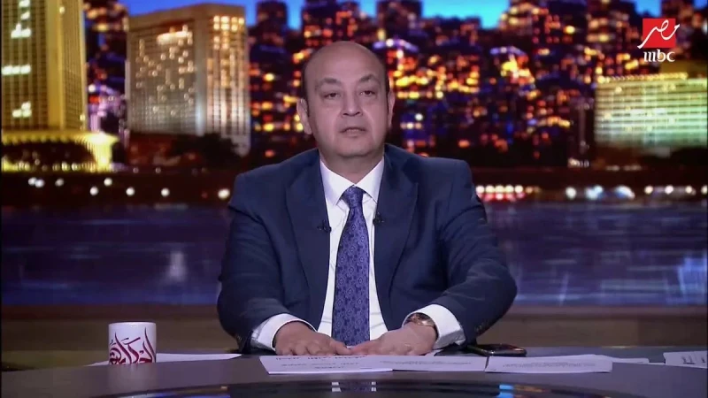 عقب فتح 500 آلف هاتف آيفون في مصر رد فعل مفاجئ من عمرو أديب على هذا الفعل رد فعل مفاجئ من عمرو أديب حيث علق الإعلامي على تصريحات محمد شمروخ رئيس