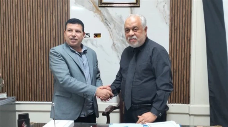 بوساطة أشرف زكي.. انتهاء خلاف أسرة شكري سرحان وعمر متولي أعلن نقيب المهن التمثيلية، الفنان أشرف زكي، انتهاء الأزمة الأخيرة التي كان بطلها الفنان الراحل شكري سرحان.وقال أشرف زكي إن 