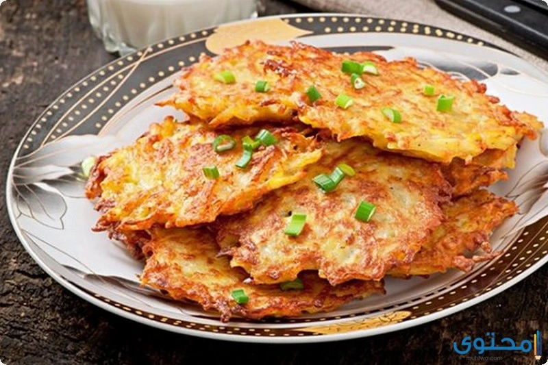طريقة عمل العجة المقلية على الطريقة الشاميةتعتبر العجة من الأكلات الشهيرة في كثير من البلاد العربية ولكن تختلف طريقة تحضيرها من بلد إلى آخر، يعشق الكثيرون تناول هذه الأكلة اللذيذة 