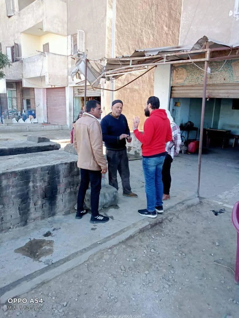 كتبت أمل عبد الرحيم تنفيذا لتوجيهات اللواء طيار أ.ح أكرم محمد جلال محافظ الإسماعيلية، باستمرار أعمال النظافة العامة بمدينة المستقبل، ورفع تراكمات القمامة والمخلفات، وتحسين مستوى ال