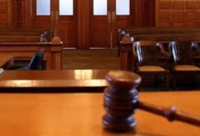 أولى جلسات محاكمة المتهمين بقتل طالب بالمنيب اليوم قررت محكمة جنايات الجيزة تحديد يوم 12 يناير 2025 لنظر أولى جلسات محاكمة المتهمين بقتل الطالب في