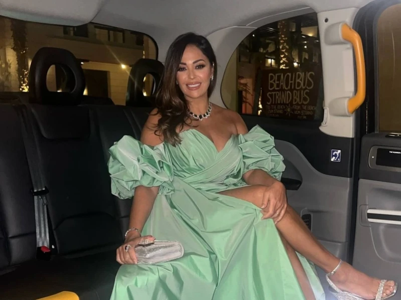 داليا البحيري تكشف أسرار حياتها الخاصة - فيديو افاق عربية - حلت الفنانة داليا البحيري وزوجها حسن سامي ضيفين على برنامج الستات مايعرفوش يكدبوا المذاع