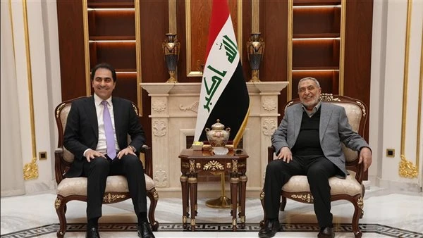 العراق.. المشهداني والمندلاوي يناقشان طرق تفعيل اللجان خلال الفصول التشريعية المقبلة ناقش رئيس مجلس النواب في العراق محمود المشهداني، اليوم الجمعة، مع رئيس ائتلاف الأساس العراقي مح