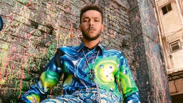 مفاجأة .. ويجز يستعد لأول بطولة سينمائية بفيلم رومانسي غنائي خاض ويجز أولى تجاربه في مجال التمثيل بمسلسل بيمبو مع أحمد مالك في 2021، وعلم افاق عربية