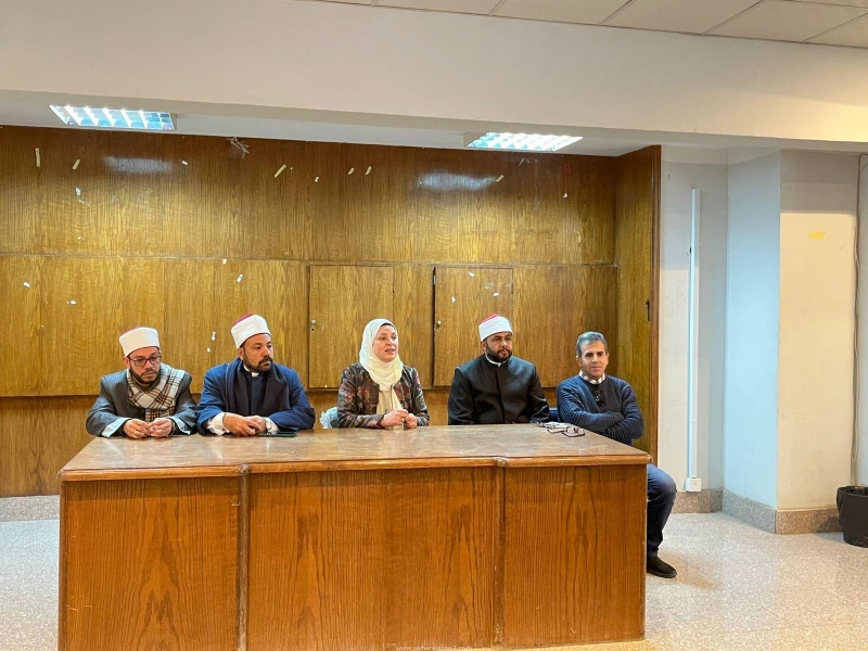 كتبت أمل عبد الرحيم تحت رعاية الدكتور ناصر مندور، رئيس جامعة قناة السويس، نظمت الجامعة برنامجا تدريبيا ، بعنوان الموجات الكهرومغناطيسية وتأثير الهاتف المحمول على الصحة، بمقر مديرية