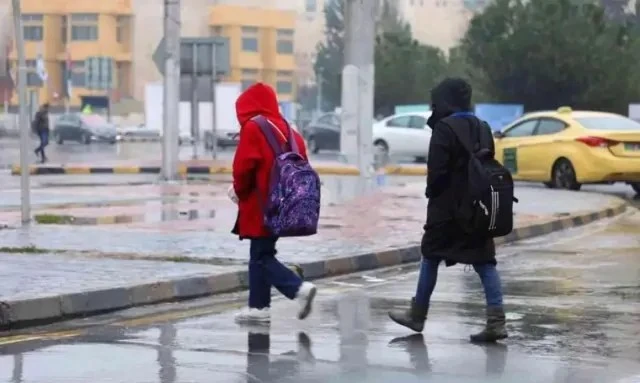 الأرصاد تكشف طقس ليلة عيد الميلاد أمطار تضرب عدة محافظات طقس ليلة عيد الميلاد كشفت الهيئة العامة للأرصاد الجوية عن حالة الطقس اليوم الاثنين 6 يناير 2025 التي تتزامن مع عيد الميلاد 