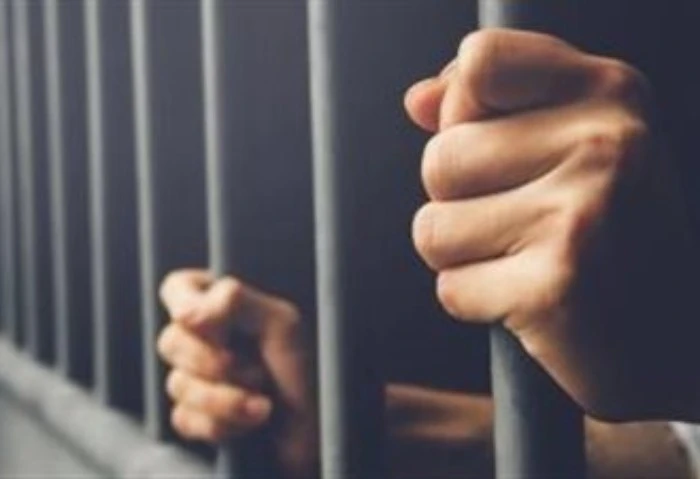 اليوم، محاكمة عامل بتهمة حيازة هيروين وحشيش في القطامية تعقد محكمة جنايات القاهرة، المنعقدة بالتجمع الخامس، اليوم، جلسة محاكمة عامل متهم بحيازة مواد