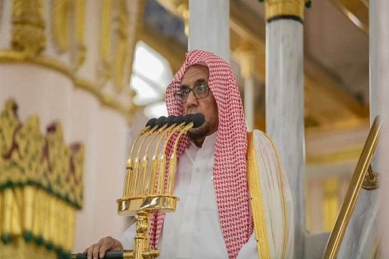 إمام المسجد النبوي يكشف صحة حديث اللهم بارك لنا في رجب وشعبان وبلغنا رمضان قال إمام وخطيب المسجد النبوي، الشيخ حسين آل الشيخ، إن ما ينتشر بين الناس من أن النبي صلى الله عليه وسلم ك