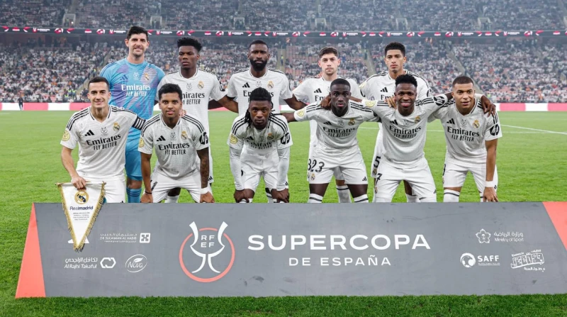 ريال مدريد يضرب موعدا ناريا مع برشلونة بنهائي السوبر الإسباني نجح فريق ريال مدريد في الفوز على ريال مايوركا، بنتيجة 3-0، في إطار منافسات الدور نصف النهائي من بطولة كأس السوبر الإسب