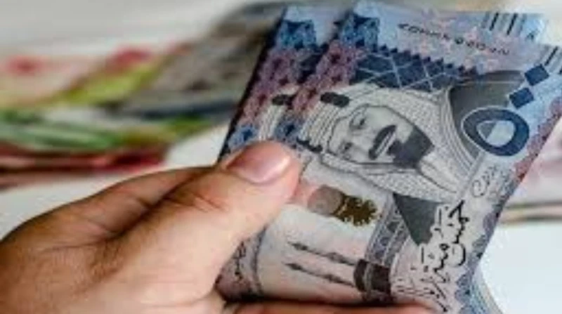 سعر الريال السعودي اليوم السبت 18 يناير 2025 شهد سعر الريال السعودي مقابل الجنيه المصري اليوم السبت 18 يناير 2025، استقرارا في غالبية البنوك الحكومية والخاصة، وذلك بالتزامن مع العط