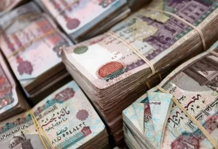 لو ناوي تتجوز أو تدرس، احصل على قرض دون فوائد بصورة بطاقتك (تفاصيل) في إطار جهود وزارة التضامن الاجتماعي المصرية، يقدم بنك ناصر الاجتماعي قرض أعباء مصروفات الطلاب من أجل دعم الشق ا