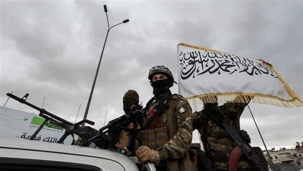 سوريا.. اندلاع اشتباكات بين قوات الإدارة الجديدة وقسد بدير الزور اندلعت اشتباكات بين قوات الإدارة السورية الجديدة وقوات قسد بريف دير الزور، حسبما أفاد التلفزيون السوري، في نبأ عاجل