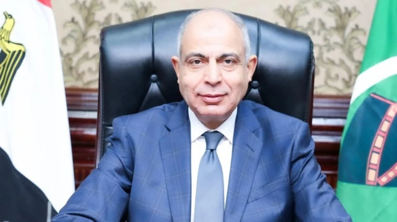 مدارس المنيا تستعد لاستقبال 862 ألف طالب لأداء امتحانات النقل أنهت مدارس محافظة المنيا استعداداتها لاستقبال 862,488 طالبا وطالبة في 2,110 مدرسة على