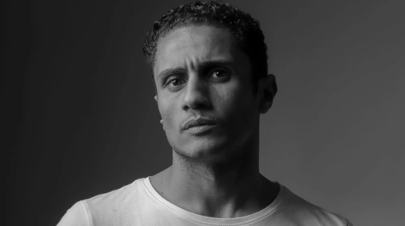 بعد نجاحه في ساعته وتاريخه.. ميشيل مساك في المداح5 بعد النجاح الكبير الذي حققه في مسلسل ساعته وتاريخه، انضم الفنان الشاب ميشيل مساك لأسرة مسلسل المداح في موسمه الخامس والذي يحمل عن