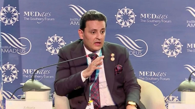 النائب أحمد سمير: مصر صوت الحكمة لإحياء عملية السلام بالمنطقة أكد عضو اللجنة الاقتصادية بمجلس الشيوخ، النائب أحمد سمير زكريا، أن مصر بقيادة الرئيس