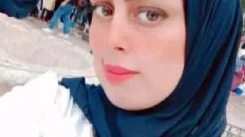 جريمة مأساوية بالإسكندرية.. عاطل ينهي حياة زوجته بسبب خلافات أسرية عاطل ويعاني من اضطراب صحي.. شهدت منطقة الزوايدة بمحافظة الإسكندرية جريمة مأساوية،