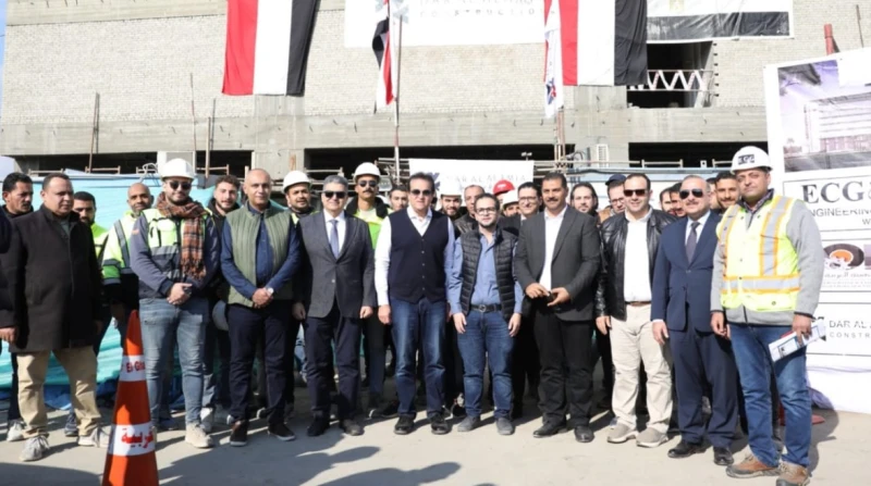 ب2 مليار جنيه.. وزير الصحة يتفقد مشروع إنشاء مستشفى طنطا العام أكد نائب رئيس مجلس الوزراء وزير الصحة والسكان، الدكتور خالد عبدالغفار، اهتمام الدولة