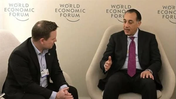 مصر.. مدبولي يلتقي نائب الرئيس التنفيذي لمجموعة فولفو لعمليات الشاحنات ضمن أجندة مشاركته نيابة عن فخامة السيد الرئيس عبدالفتاح السيسي، رئيس الجمهورية، في فعاليات المنتدى الاقتصادى 